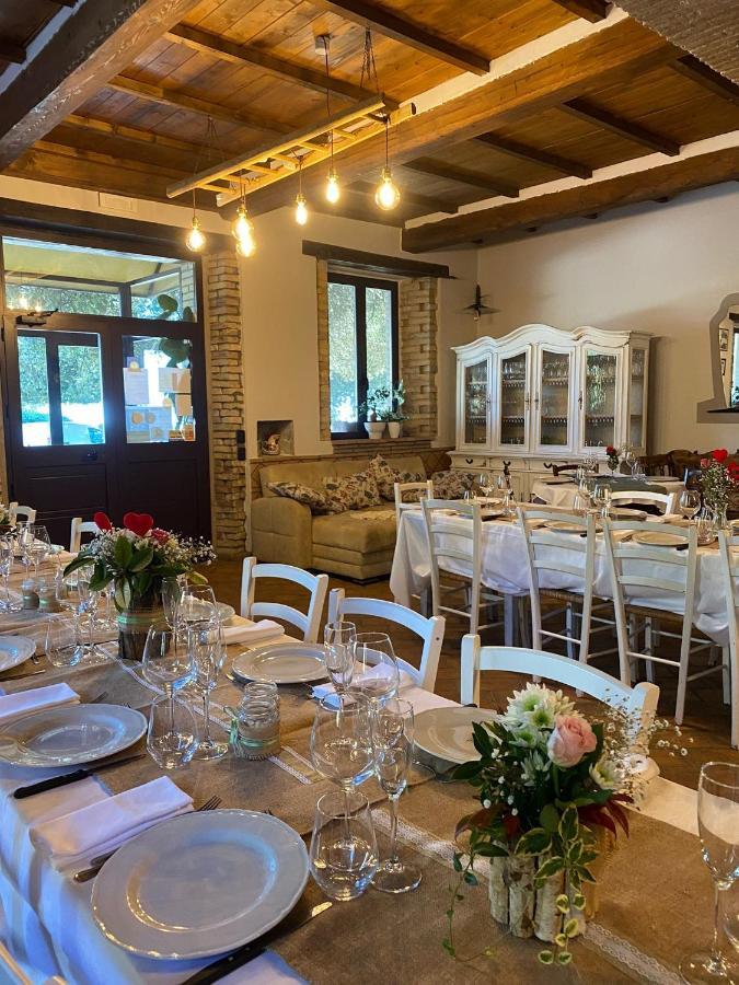 Societa Agricola F.Lli Angelucci Villa Cannara Exteriör bild