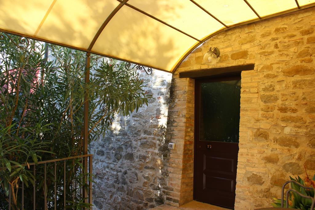 Societa Agricola F.Lli Angelucci Villa Cannara Exteriör bild