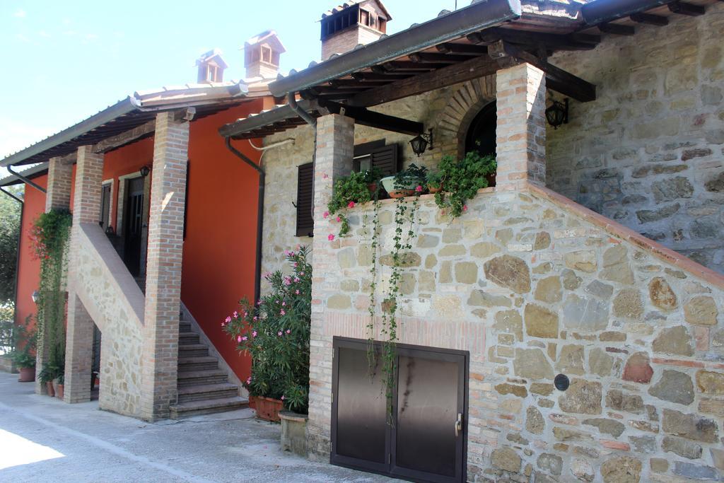 Societa Agricola F.Lli Angelucci Villa Cannara Exteriör bild