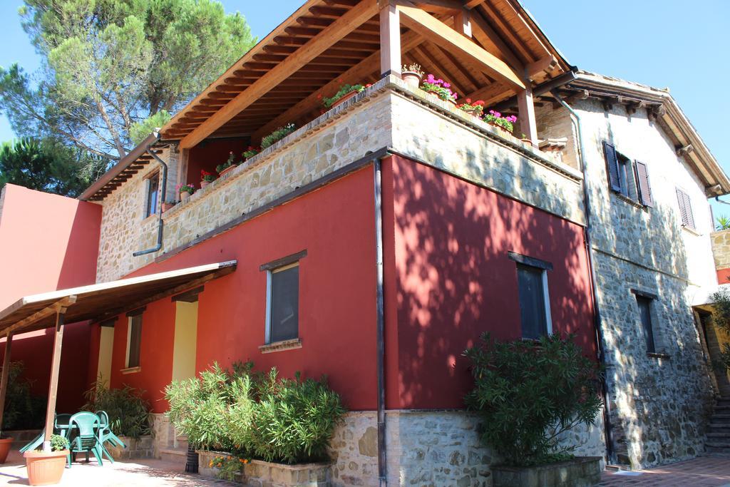 Societa Agricola F.Lli Angelucci Villa Cannara Exteriör bild