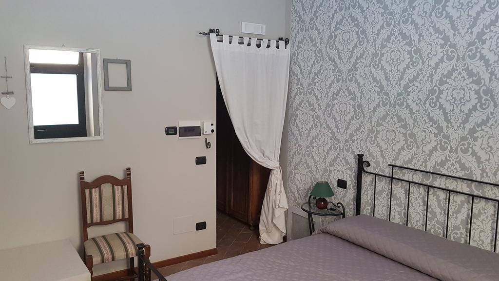 Societa Agricola F.Lli Angelucci Villa Cannara Exteriör bild