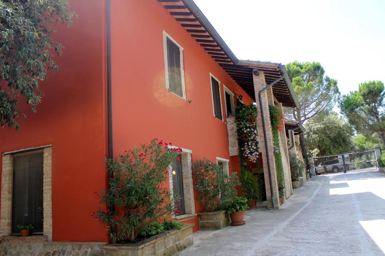Societa Agricola F.Lli Angelucci Villa Cannara Exteriör bild